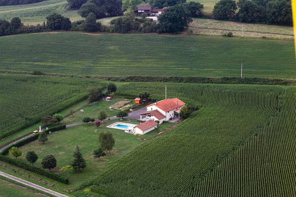 Monlezun Villa Exteriör bild
